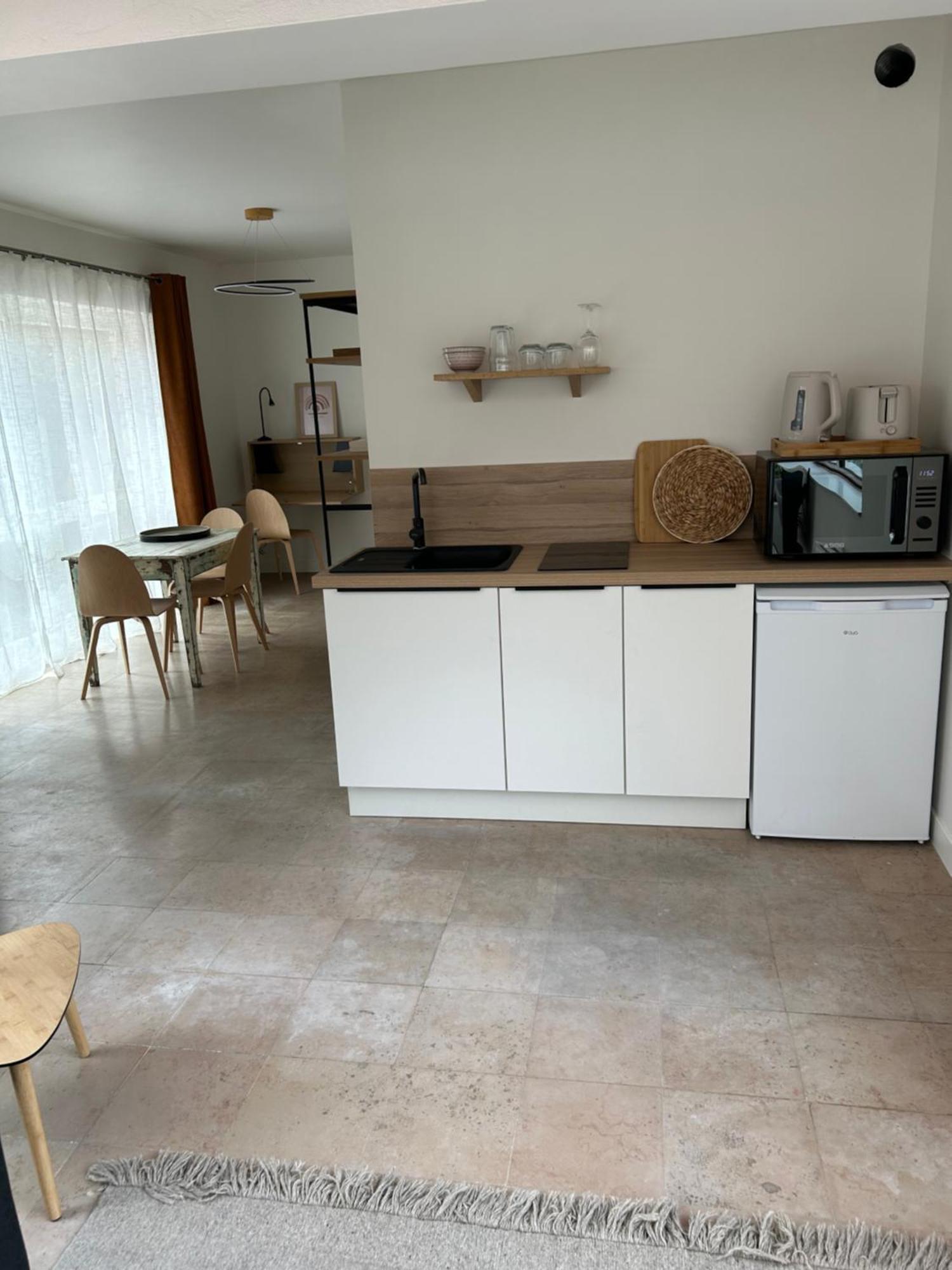 Appartement Le Carre Courtois à Luisant Extérieur photo