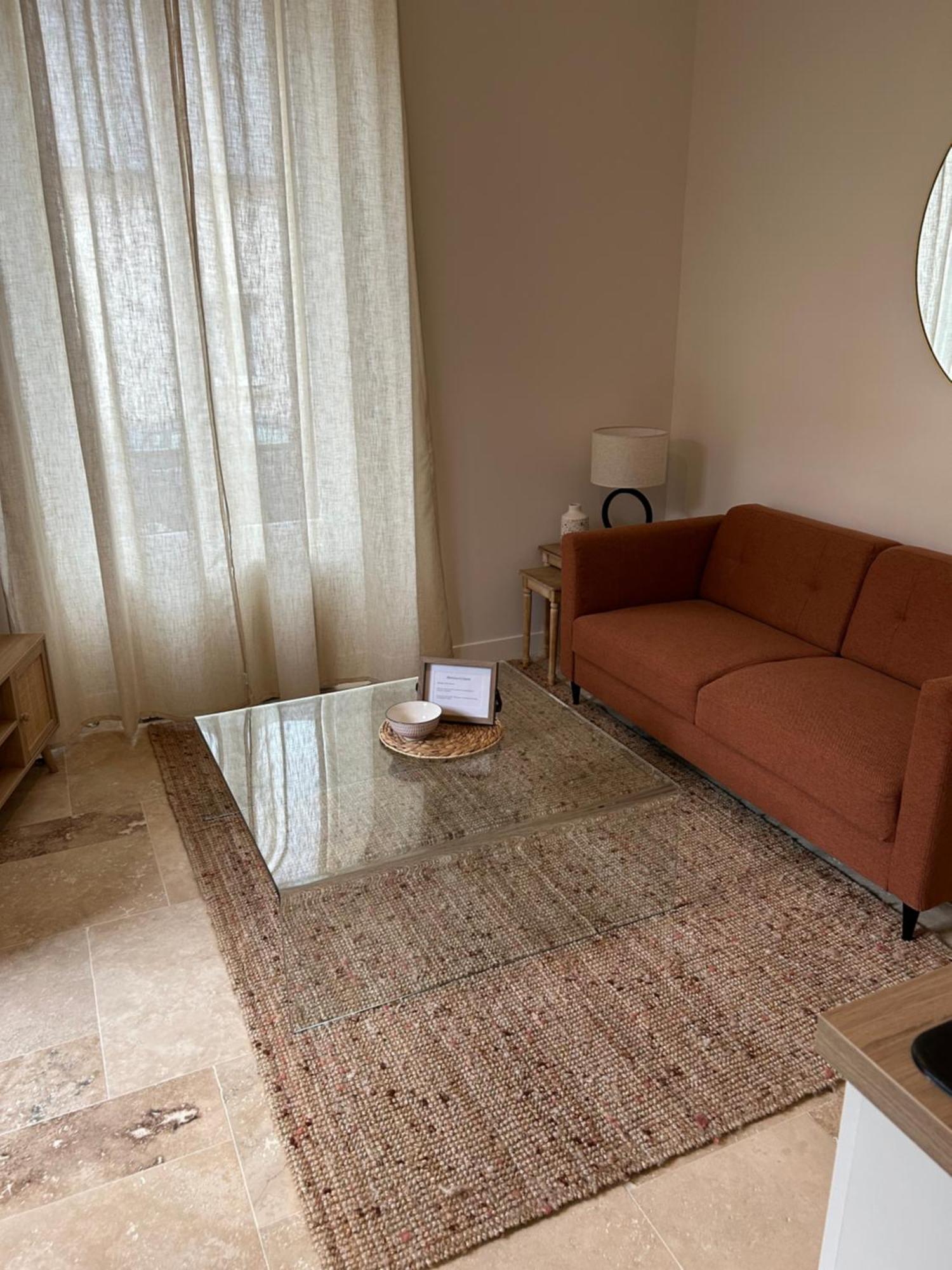 Appartement Le Carre Courtois à Luisant Extérieur photo