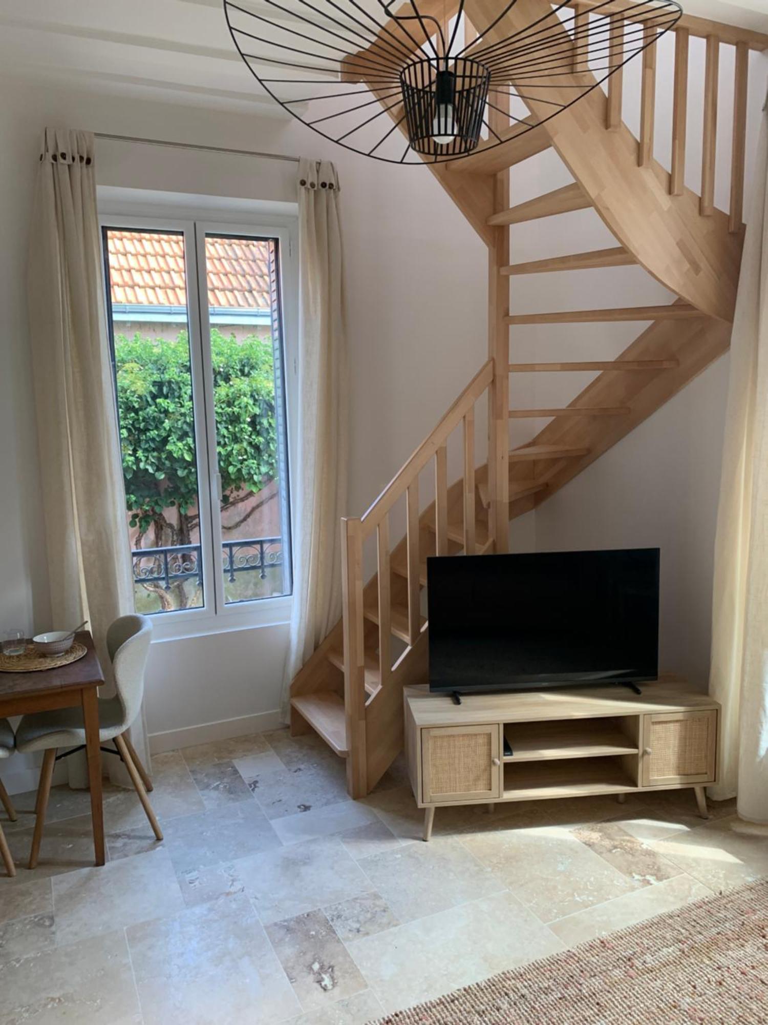 Appartement Le Carre Courtois à Luisant Extérieur photo